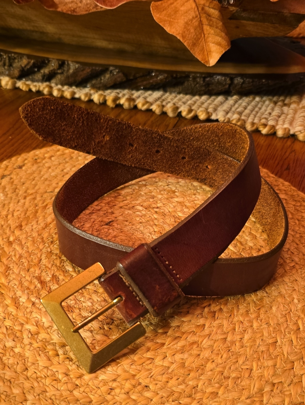 Classic Brown Leather Women’s Belt with Brass Buckle